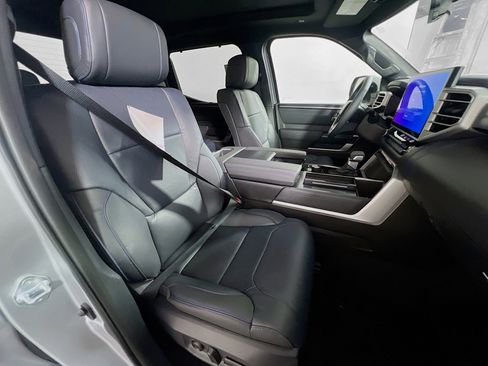 New 2025 Toyota Tundra Platinum image 31