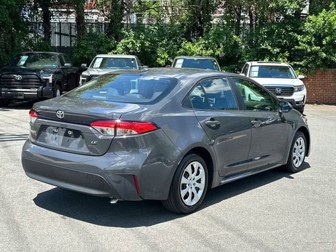 Used 2024 Toyota Corolla LE FWD image 4