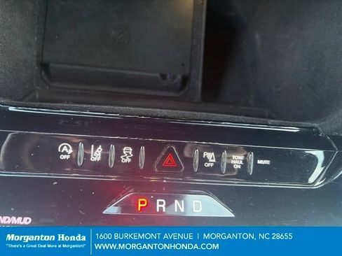 Used 2024 Jeep Wagoneer L Series II w/ Flexible Seating Group AWD/4WD image 25