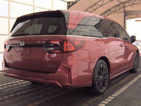 Used 2025 Honda Odyssey Sport-L image 3