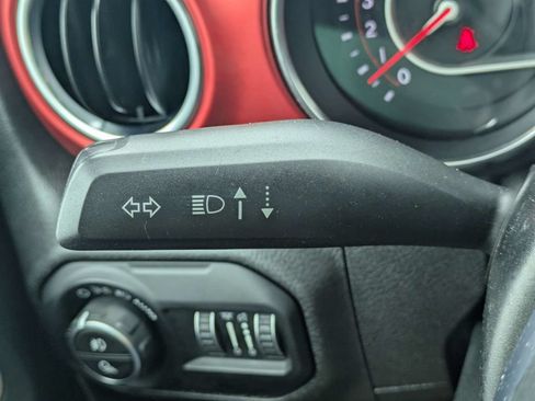 Used 2020 Jeep Gladiator Rubicon AWD/4WD image 28