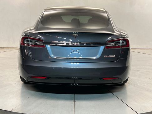 Used 2019 Tesla Model S Performance AWD/4WD image 4