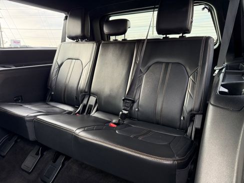 Used 2022 Ford Expedition Max Platinum image 20