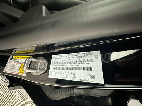 Used 2024 Ford Escape ST-Line w/ Tech Pack #1 FWD image 12