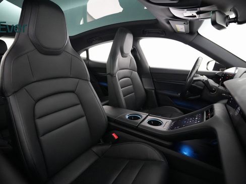 Used 2021 Porsche Taycan 4S image 8