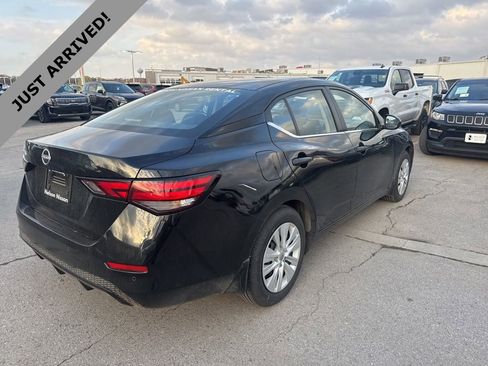 Certified 2025 Nissan Sentra S image 5