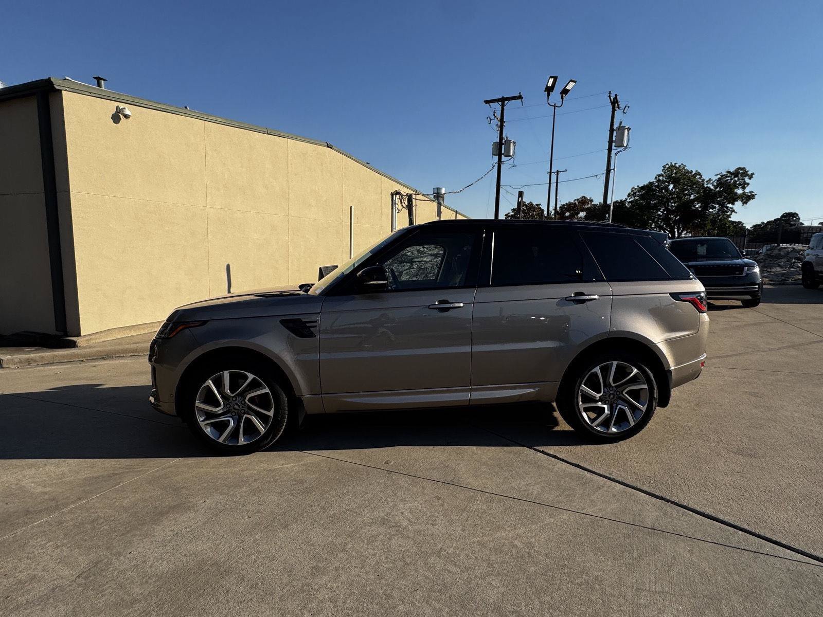 Used 2021 Land Rover Range Rover Sport Autobiography AWD/4WD image 3