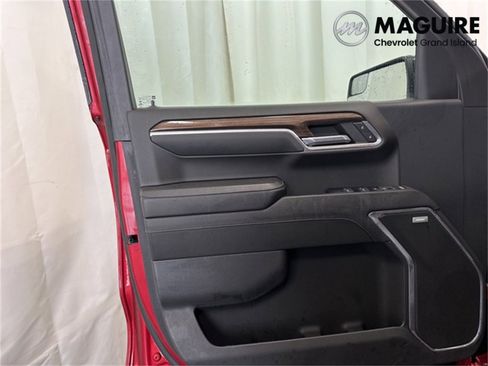 Used 2023 Chevrolet Silverado 1500 RST w/ Convenience Package II image 16