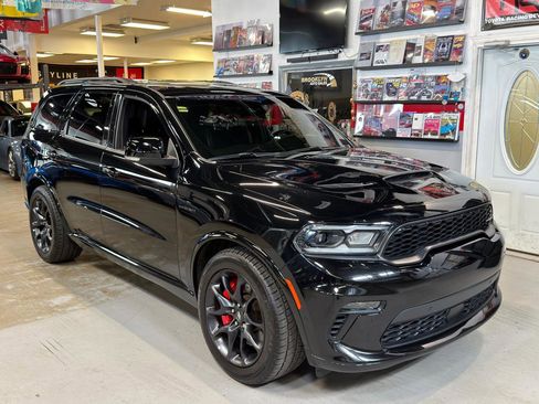 Used 2023 Dodge Durango R/T w/ Tow 'N Go Package image 3