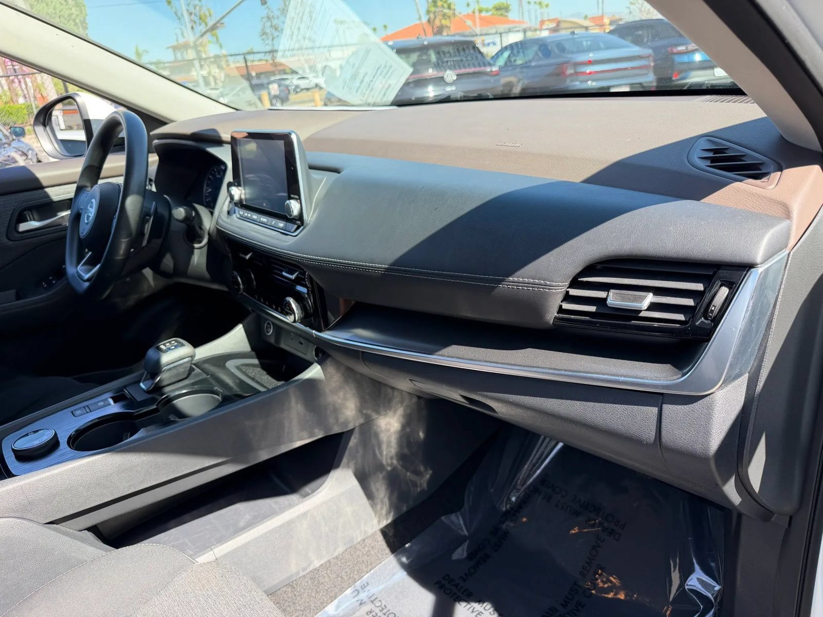 Used 2021 Nissan Rogue SV AWD/4WD image 21