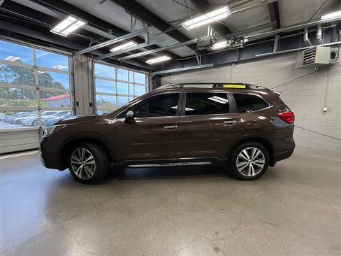 Used 2021 Subaru Ascent Touring w/ Popular Package #2A AWD/4WD image 2