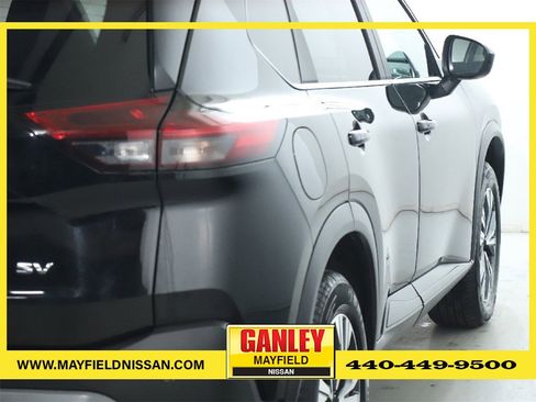 Used 2023 Nissan Rogue SV image 43