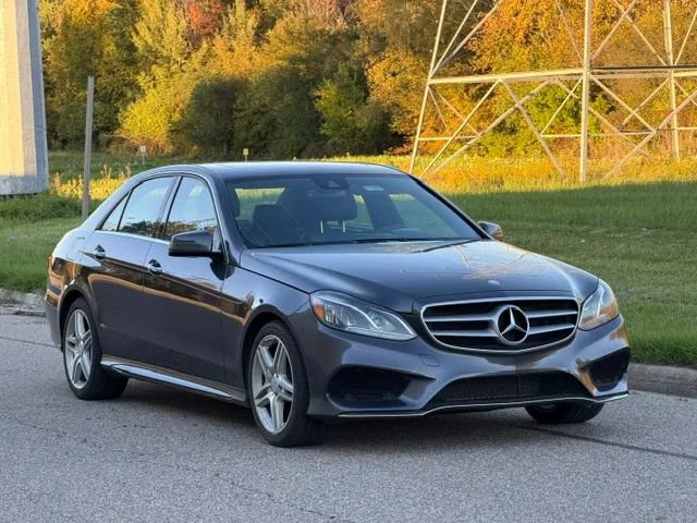 Used 2014 Mercedes-Benz E 350 4MATIC Sedan image 2