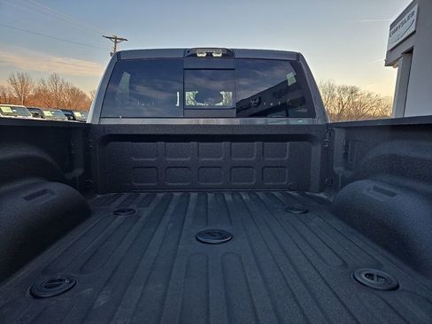 New 2026 RAM 2500 Big Horn AWD/4WD image 38
