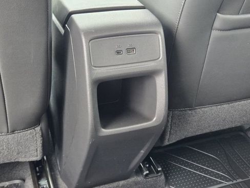 Used 2024 Chevrolet Trax RS w/ Sunroof Package image 15