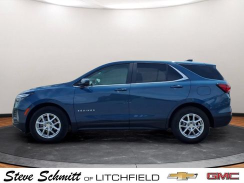 Certified 2024 Chevrolet Equinox LT FWD image 2