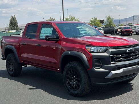 New 2026 Chevrolet Colorado Trail Boss AWD/4WD image 3