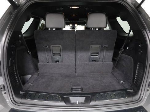 Used 2022 Dodge Durango R/T w/ Trailer Tow Group IV image 29