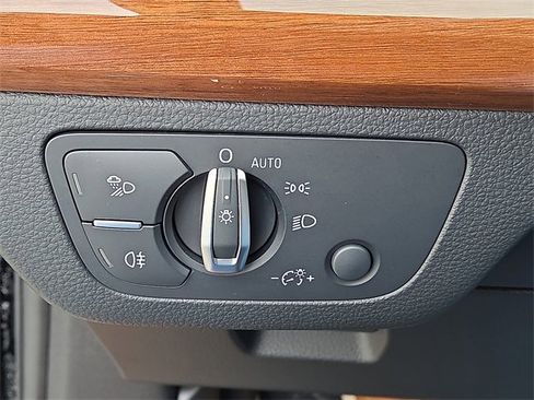 Certified 2021 Audi Q5 2.0T Premium w/ Convenience Package image 24