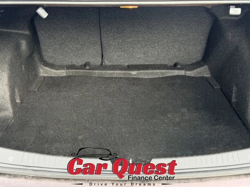 Used 2020 Chevrolet Malibu LT FWD image 14