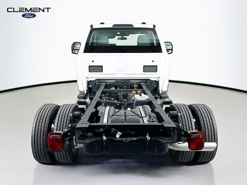 New 2025 Ford F450 XL image 7