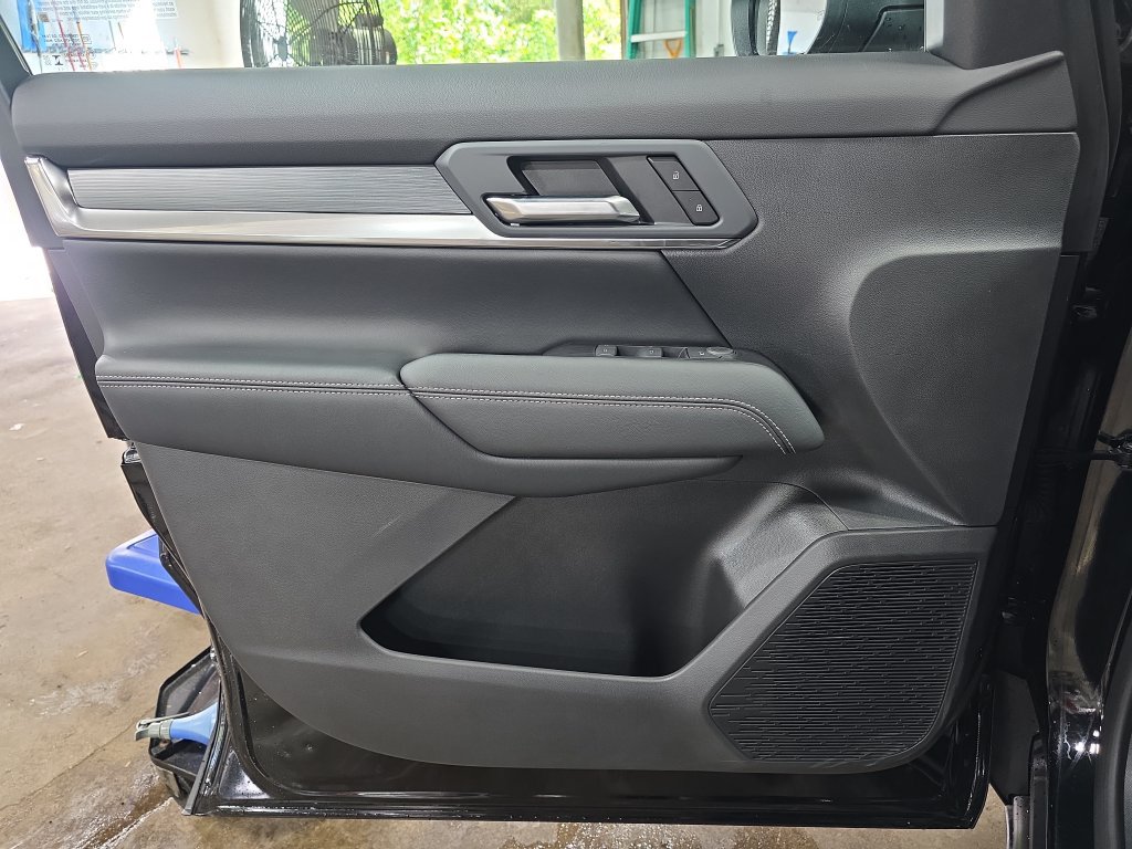 New 2027 GMC Terrain Elevation w/ LPO, Floor Liner Package AWD/4WD image 25