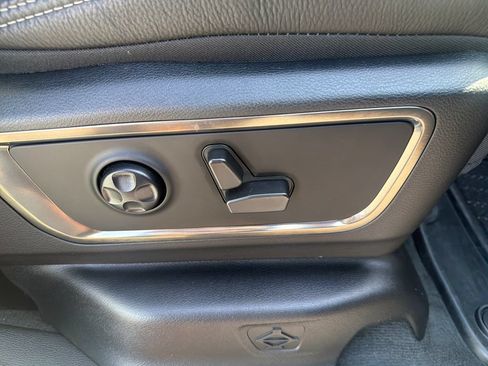 Used 2021 RAM 1500 Limited AWD/4WD image 29