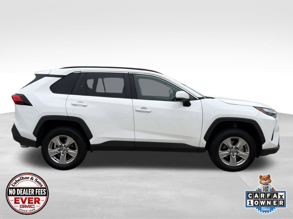 Used 2025 Toyota RAV4 XLE FWD image 3