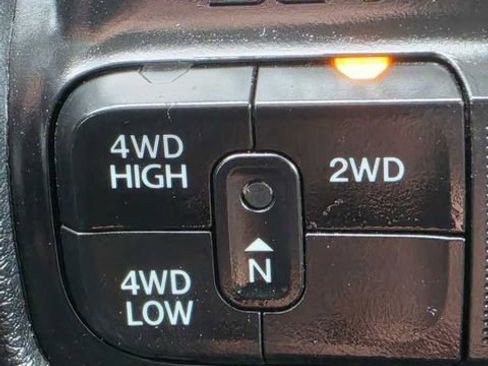 Used 2024 RAM 2500 Laramie w/ Safety Group AWD/4WD image 23