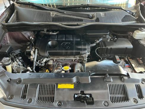 Used 2012 Toyota Highlander FWD image 25