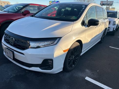 Used 2025 Honda Odyssey Sport-L image 1