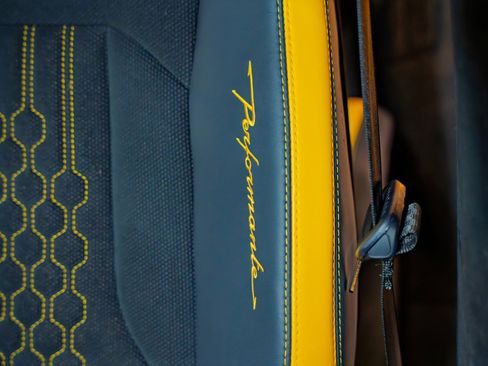 Used 2024 Lamborghini Urus Performante image 22