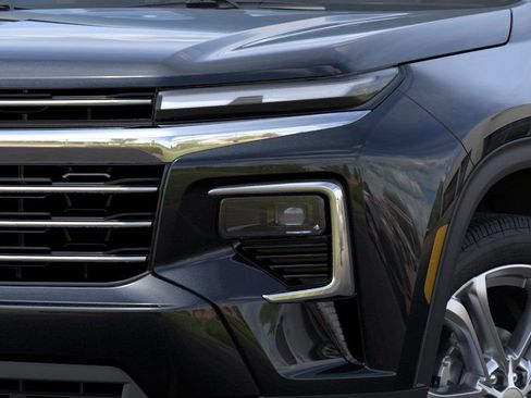 New 2025 Chevrolet Traverse LT image 10