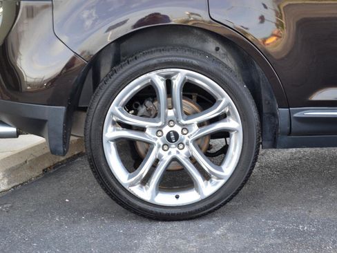 Used 2015 Lincoln MKX AWD w/ Equipment Group 102A image 58