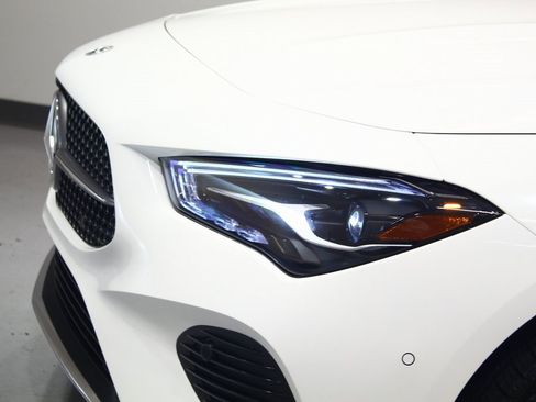 Used 2025 Mercedes-Benz CLA 250 4MATIC image 15