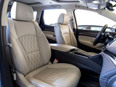 Used 2023 Buick Enclave Avenir w/ Avenir Technology Package image 26