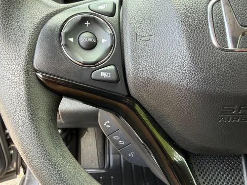 Used 2022 Honda HR-V EX image 22