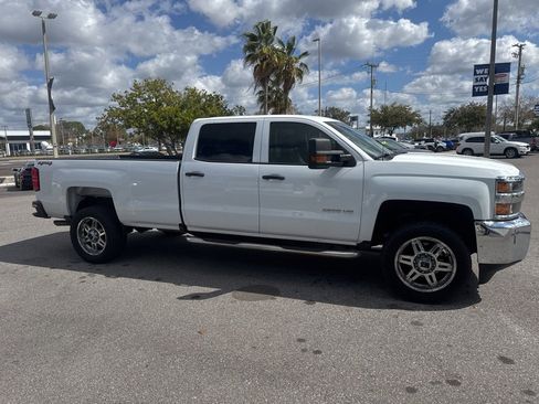 Used 2018 Chevrolet Silverado 2500 W/T w/ WT Convenience Package image 4