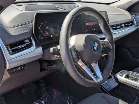 New 2026 BMW X2 xDrive28i w/ Technology Package image 3