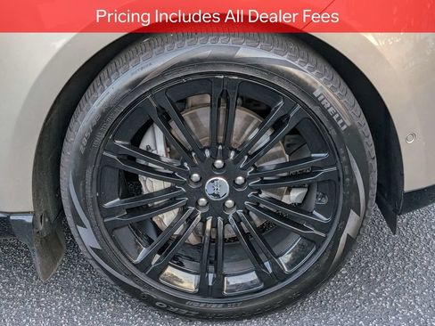 Used 2023 Land Rover Range Rover SE AWD/4WD image 11