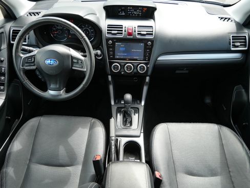 Used 2016 Subaru Forester 2.5i Touring AWD/4WD image 10