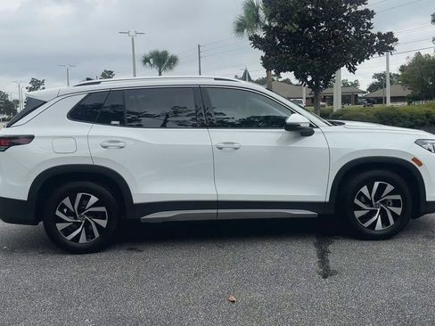 New 2026 Volkswagen Tiguan S image 9