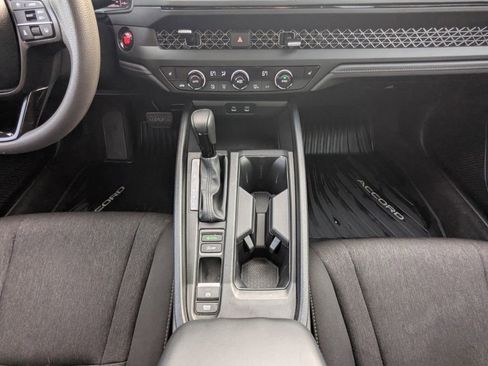 Used 2024 Honda Accord EX image 23