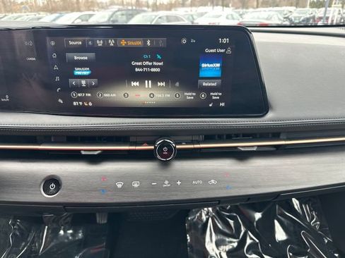 Used 2024 Nissan Ariya AWD image 23