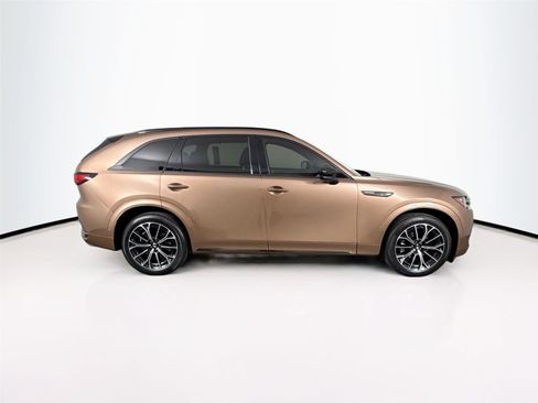 Certified 2025 MAZDA CX-70 3.3 Turbo S w/ Premium Package image 11