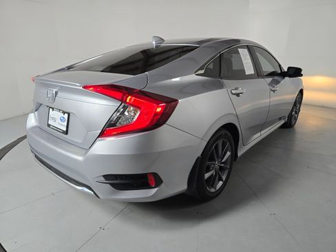 Used 2020 Honda Civic EX image 5