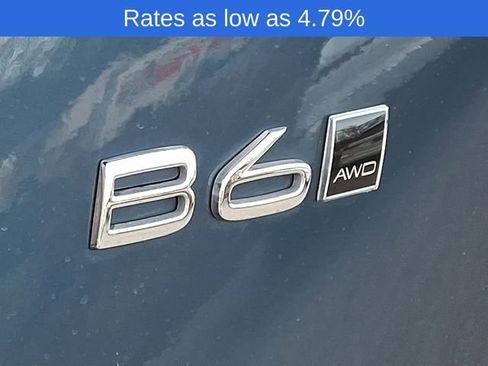 Certified 2024 Volvo XC90 B6 Plus image 33