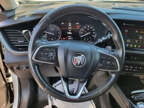 Used 2023 Buick Envision Essence image 12