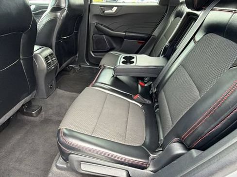 Used 2024 Ford Escape ST-Line AWD/4WD image 16
