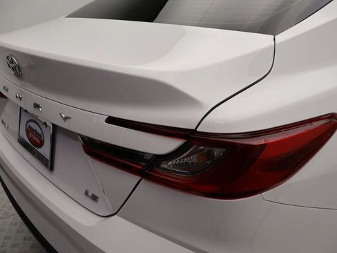 Certified 2025 Toyota Camry LE FWD image 9